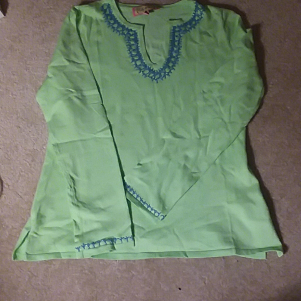 LILLY & VAN TOP
